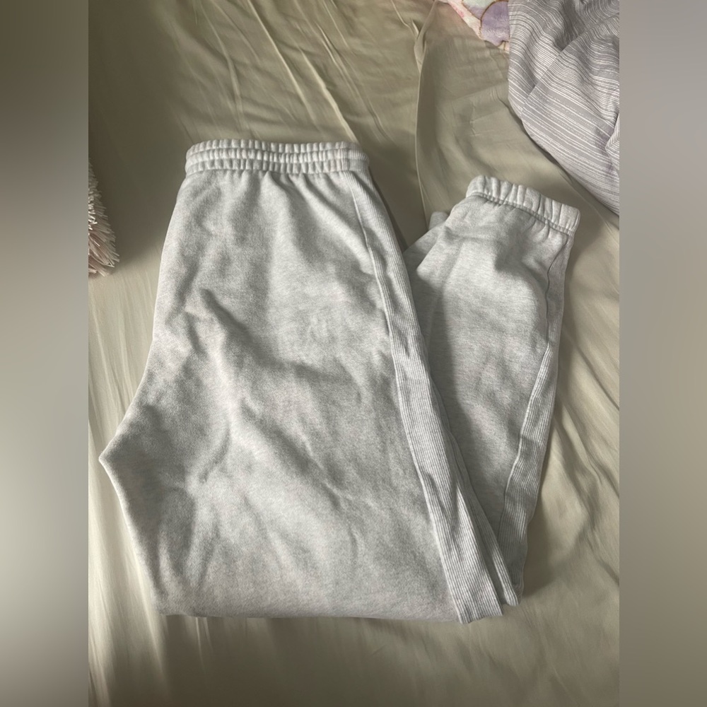 TNA cozy Af Boyfriend Sweat Pants